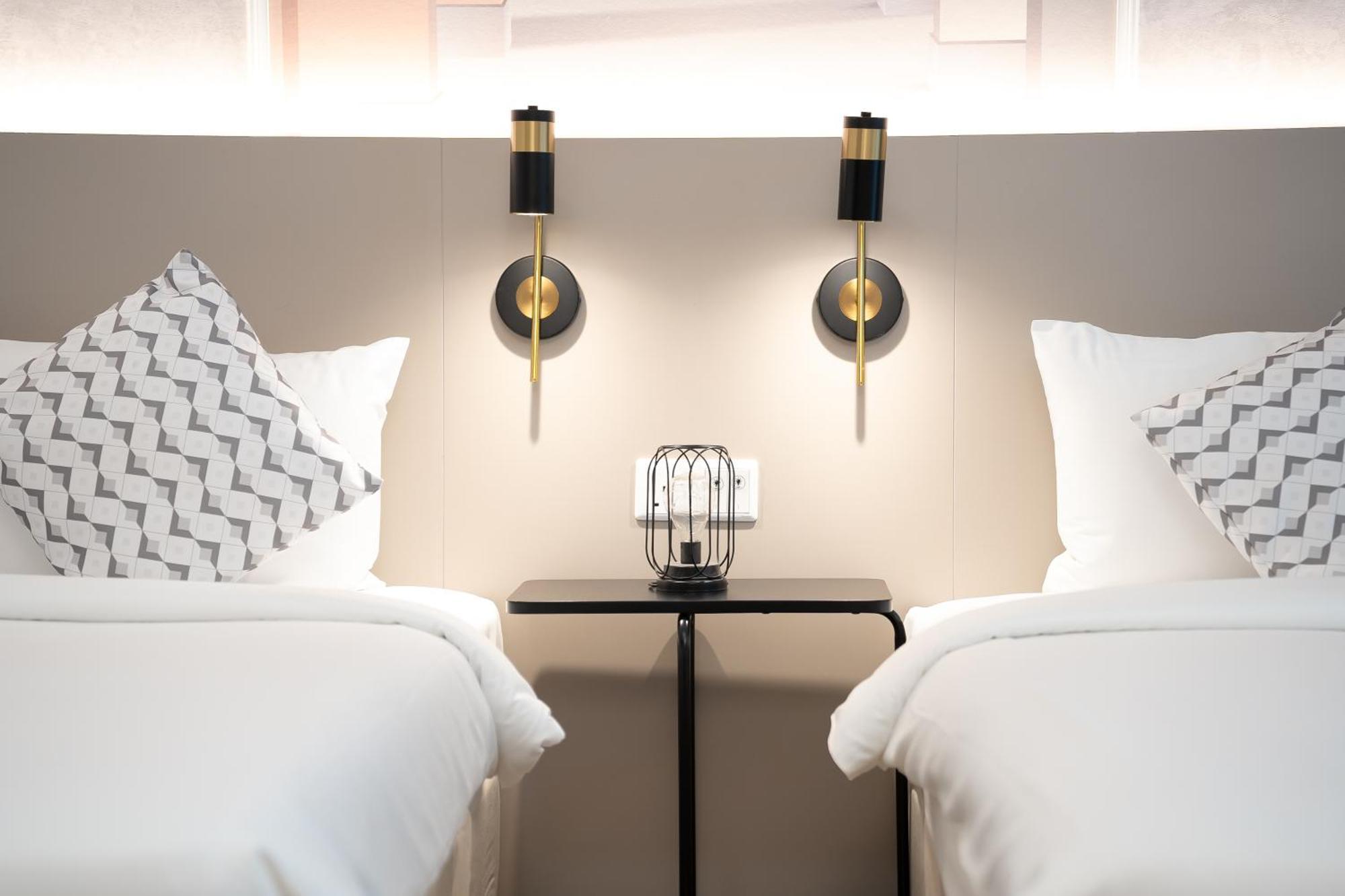 بيتالينغ جايا Mossaz Mana-Mana Suites Kuala Lumpur المظهر الخارجي الصورة